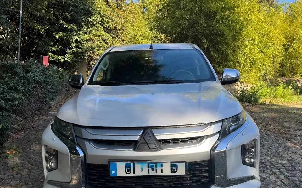 Mitsubishi L200 Pick Up 4x4 S&S Cabine Dupla Plus