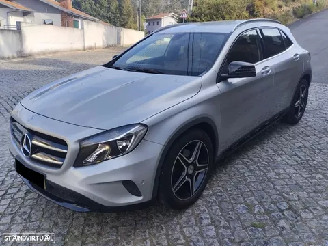 Mercedes-Benz GLA 180 CDi AMG Line