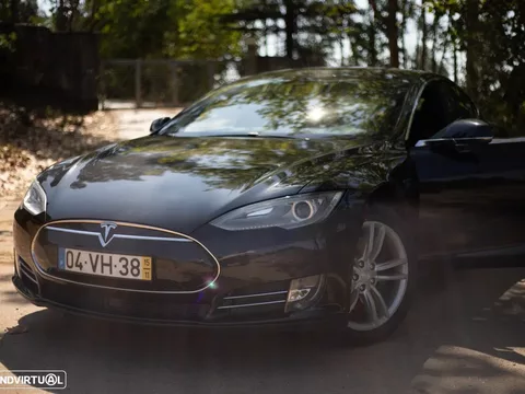 Tesla Model S
