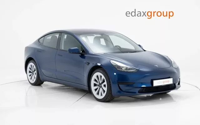 Tesla Model 3 Standard Range Plus RWD