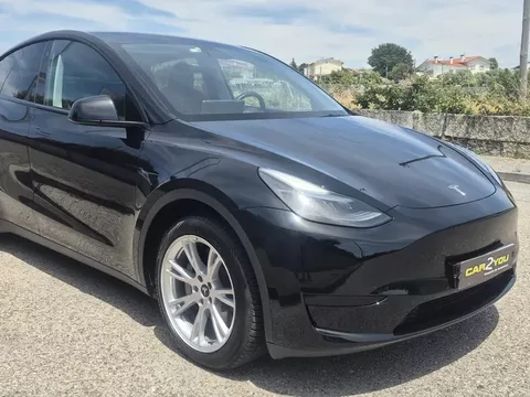 Tesla Model Y Tração Traseira