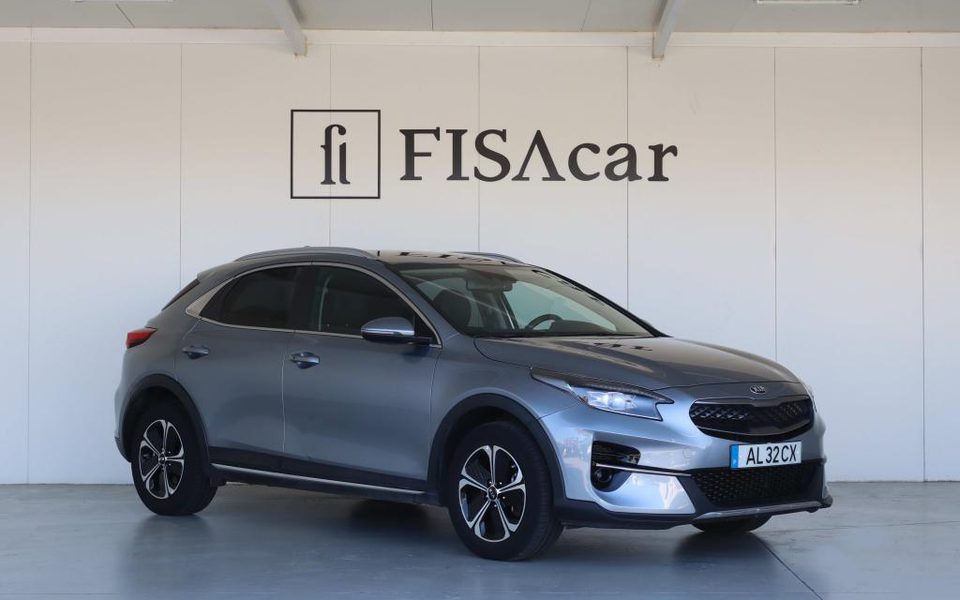 KIA XCEED 1.6 GDI PHEV TECH
