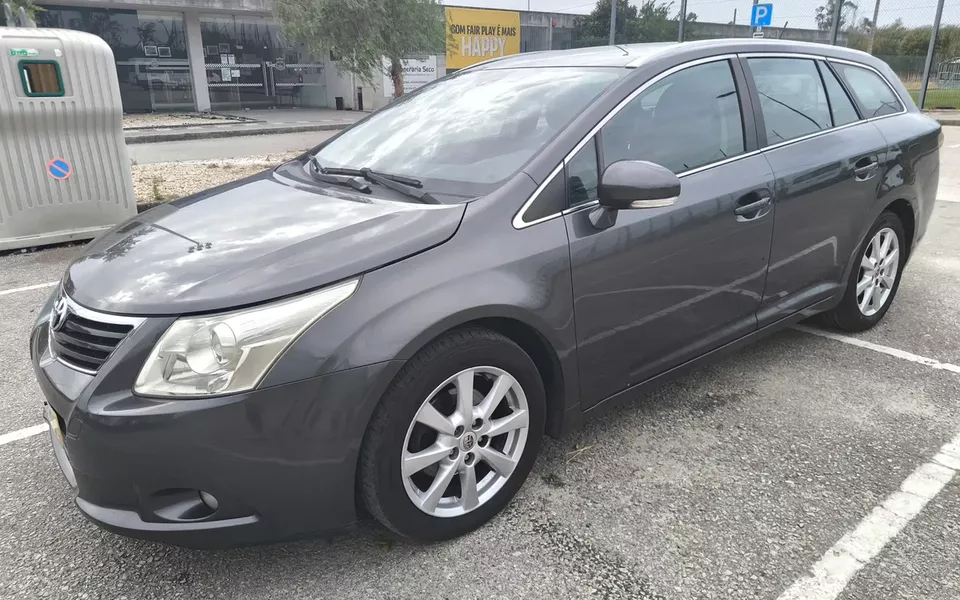 Toyota Avensis SW