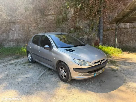 Peugeot 206 1.1 Color Line