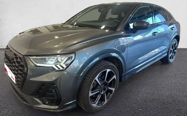 AUDI Q3 Sportback 45 TFSIe 245 ch S tronic 6 S line
