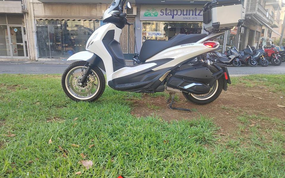 Piaggio Beverly 300 HPE,11/24,1οΧερι,Εδεσμεύθη!! 2024