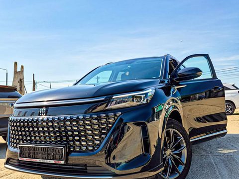 SUVCars DFSK 2025