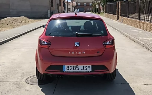 SEAT Ibiza Ibiza 1.2 TSI S&S FR - 8999€ en