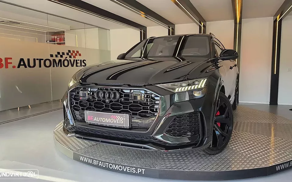 Audi RS Q8 4.0 TFSI quattro Tiptronic