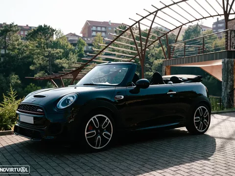 MINI Cabrio John Cooper Works Auto Desportiva