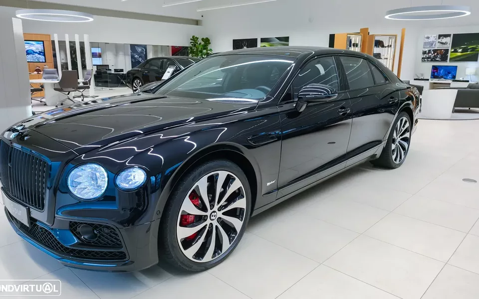 Bentley Flying Spur Hybrid