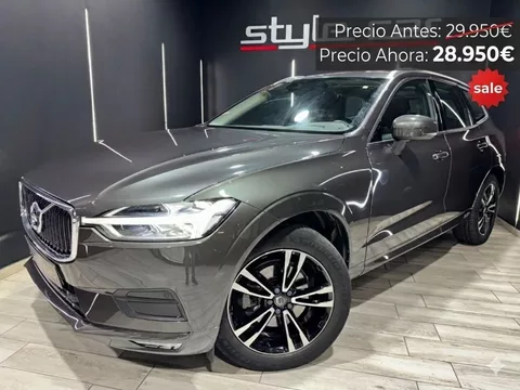 VOLVO XC60 XC60 D4 Momentum AWD Aut.