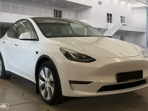 Tesla Model Y Long Range Dual Motor AWD