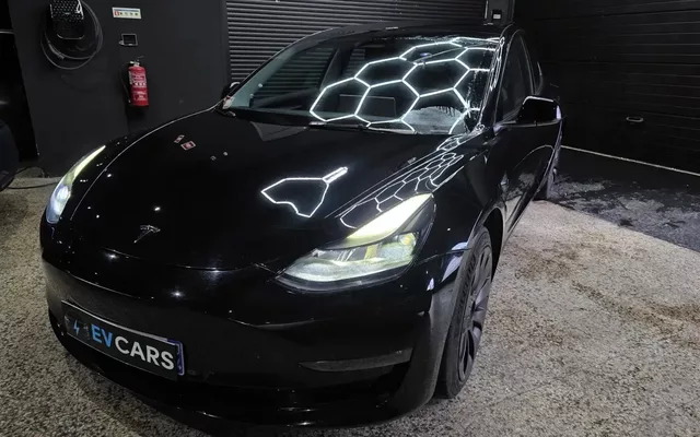 Tesla Model 3 Premium Long Range RWD