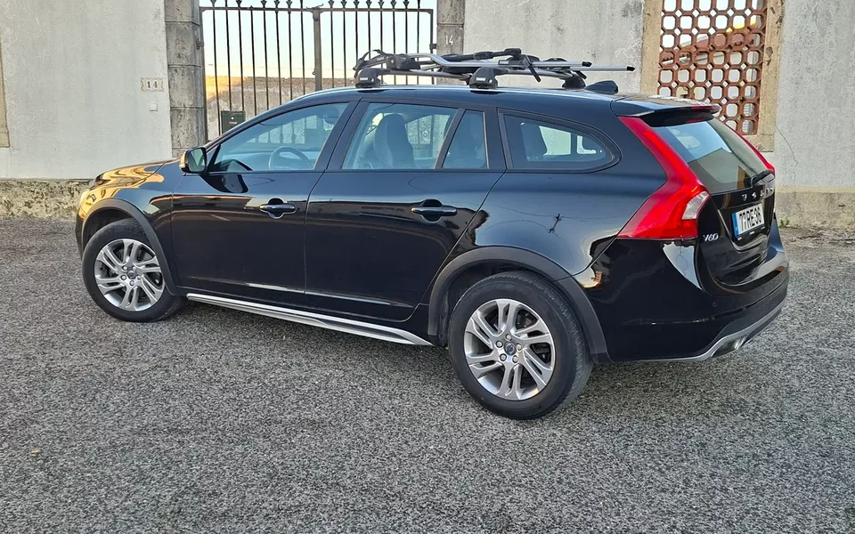 Volvo V60 Cross Country