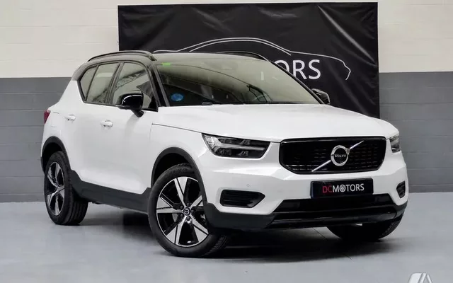 VOLVO XC40 XC40 T4 Recharge R-Design Aut.