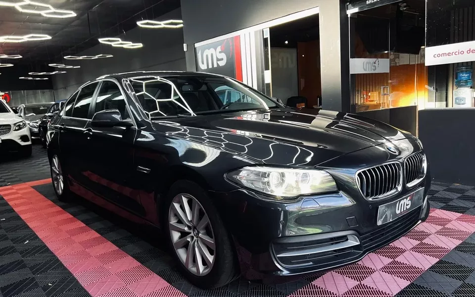 BMW 520 d Line Luxury Auto