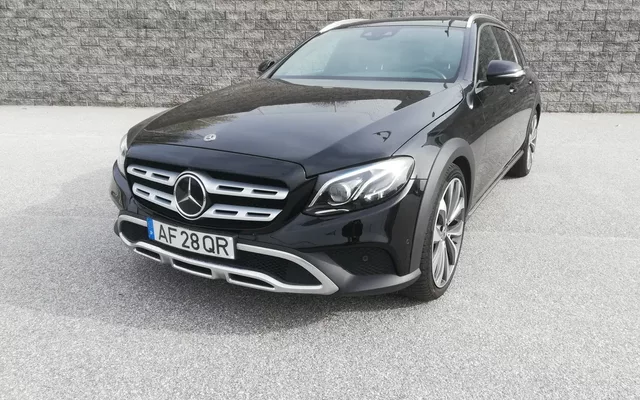 Mercedes-Benz E 220