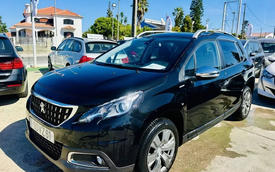 Peugeot 2008 1.2 PureTech SE Style