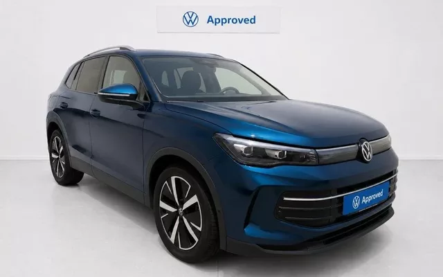 VOLKSWAGEN Tiguan Tiguan 2.0TDI Más DSG 110kW - 38800€ en Caceres