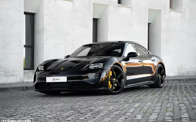 Porsche Taycan 4S