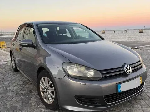 VW Golf 1.6 TDi Trendline BlueMotion