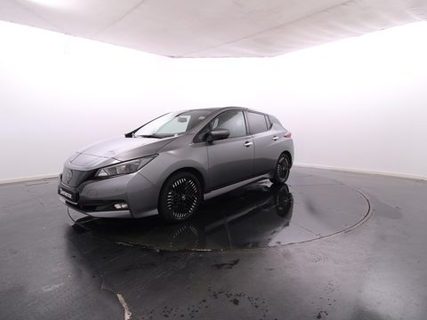 Nissan Leaf 40 kWh N-Connecta GPS / Vidros Escurecidos / Cam. Traseira / JLL