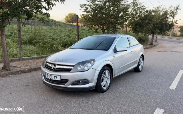 Opel Astra GTC 1.3 CDTi
