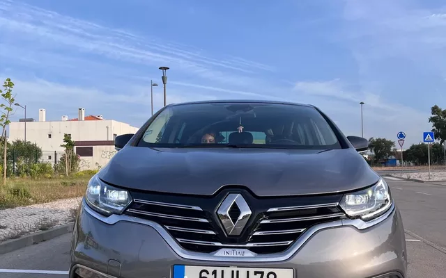 Renault Espace 1.6 dCi Initiale Paris EDC