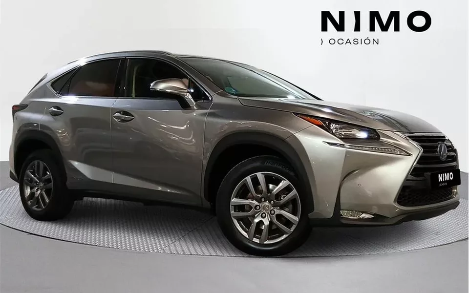LEXUS NX NX 300h Executive 4WD Tecno + Navibox