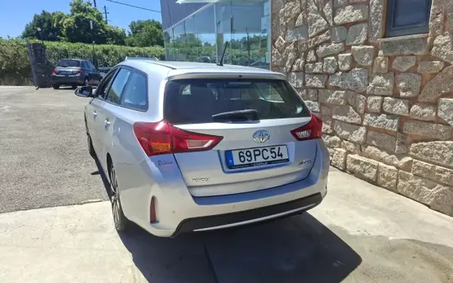Toyota Auris Touring Sports 2014 1.4 D-4D Active