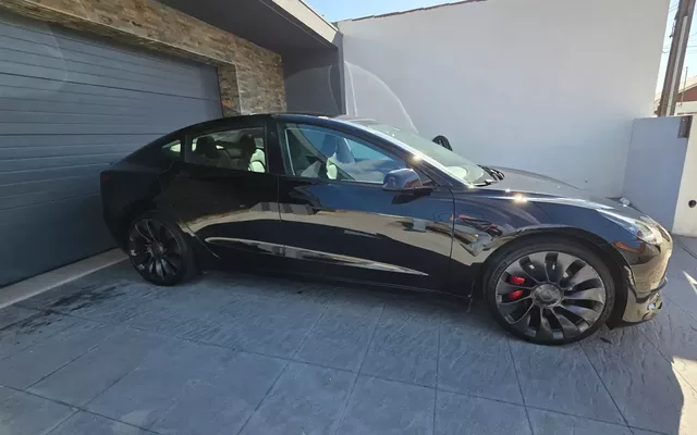 Tesla Model 3 Performance Dual Motor AWD