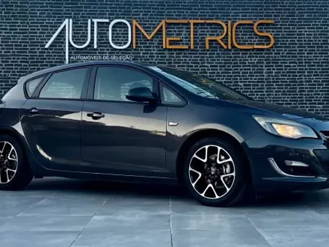 Opel Astra 2012 1.3 CDTi Executive