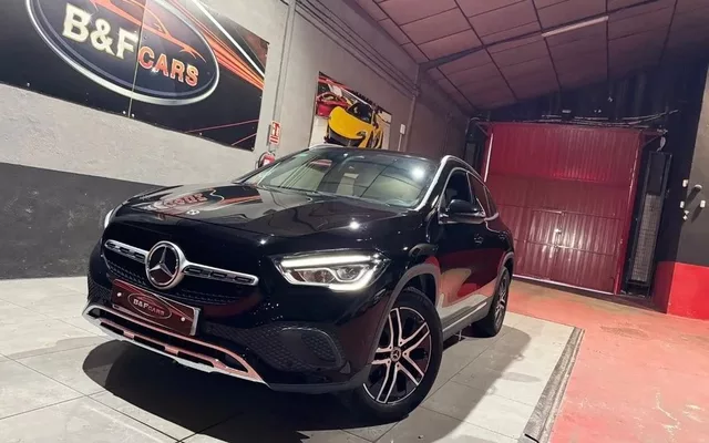 MERCEDES-BENZ Clase GLA GLA 200d 8G-DCT