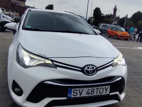 Toyota Avensis 2015