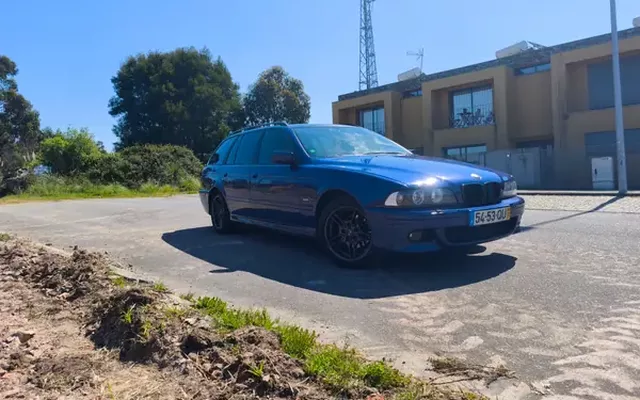 BMW 525 2000 530i 231cv