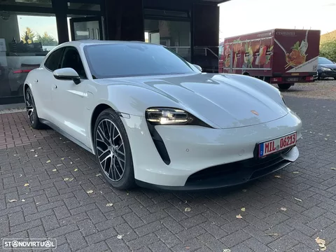 Porsche Taycan Sport Turismo