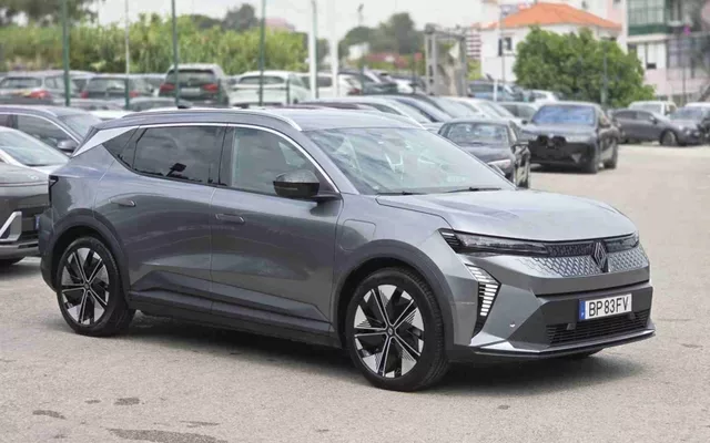 RENAULT - Scénic - Scénic E-Tech 87 kWh Techno