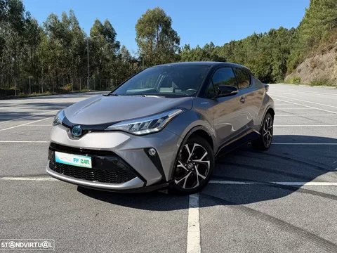 Toyota C-HR 1.8 Hybrid Square Collection