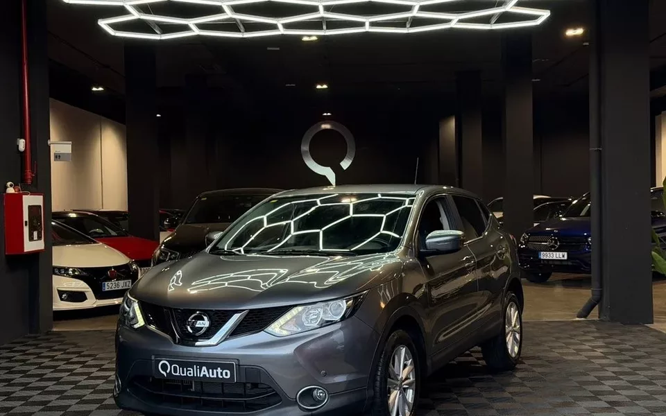 NISSAN Qashqai Qashqai 1.2 DIG-T N-Vision 4x2