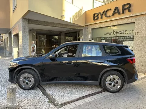 BMW iX1 xDrive30 xLine