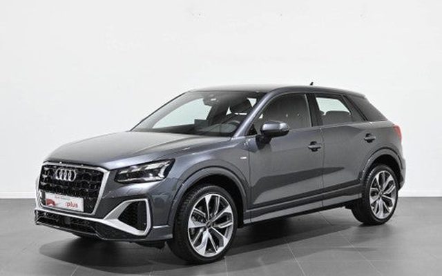 AUDI Q2 35 TFSI Adrenalin S tronic 110kW