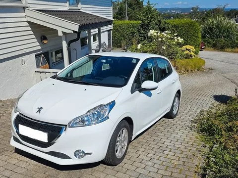 Peugeot 208 1.2 VTi Allure