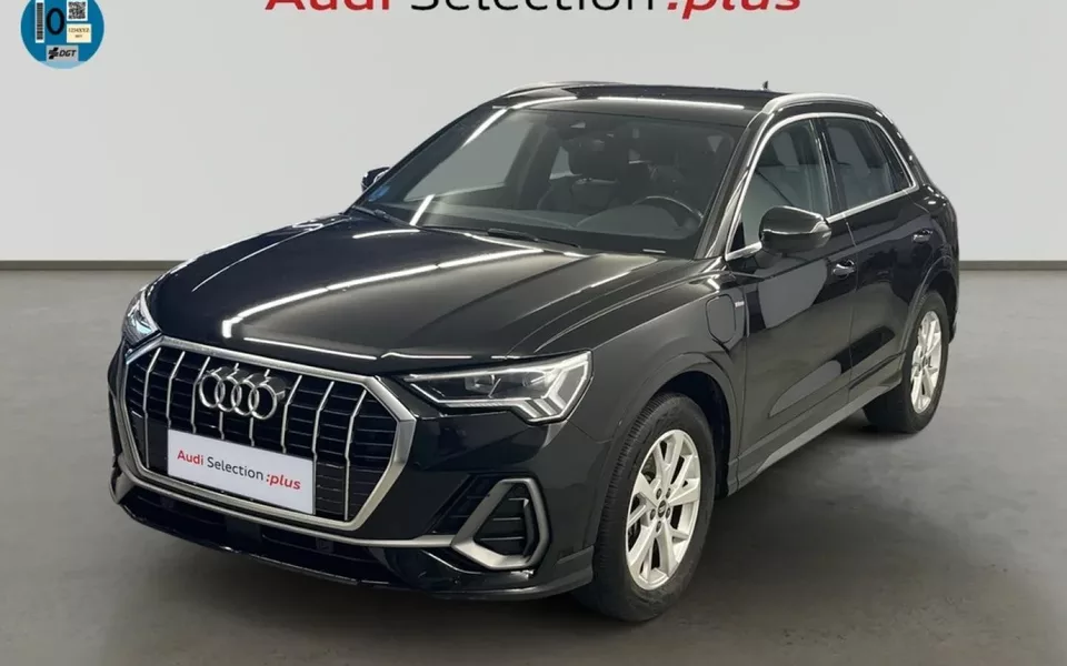 AUDI Q3 45 TFSI e 180kW S tronic S Line