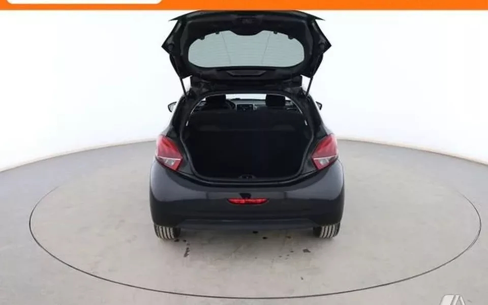 PEUGEOT 208 208 1.2 PureTech S&S Signature 82