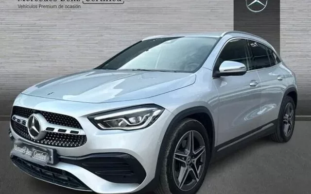 MERCEDES-BENZ Clase GLA GLA 180