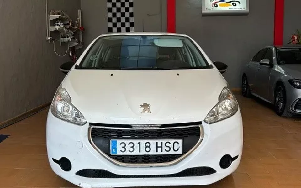 PEUGEOT 208 208 1.4HDi Business Line