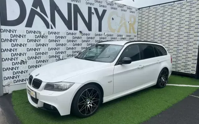 BMW 318 2011 d Pack M