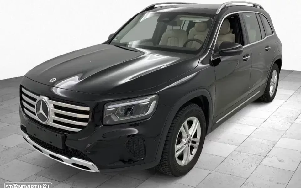 Mercedes-Benz GLB 200