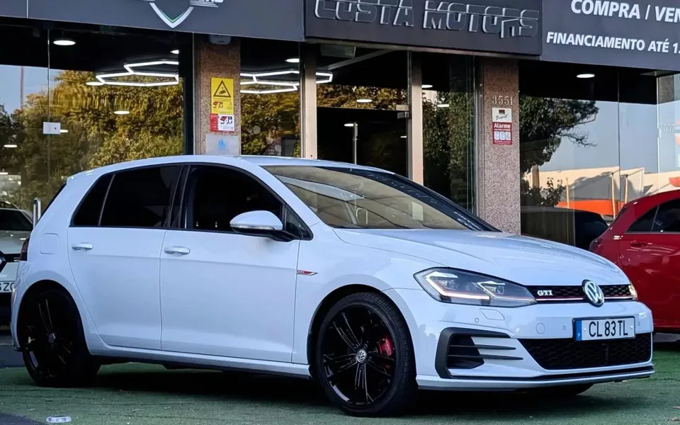 VW Golf 2.0 TSI GTI DSG Performance